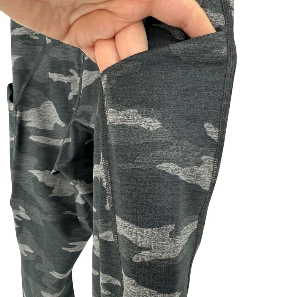 Athleta Camo 7/8 Leggings 1X Gray High Rise Compression Stash Pocket Active NWT - Picture 9 of 16